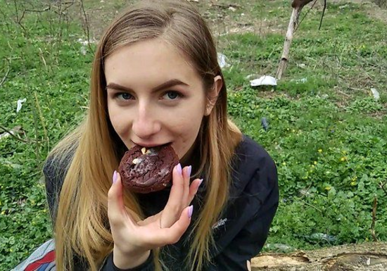 Real Outdoor Blowjob With A Cute Russian Girl On My Phone!