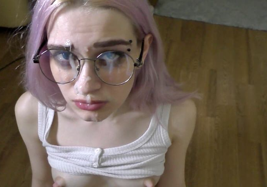 He Fucked Her Hard And Came On Her Face For Playing With Her Pussy