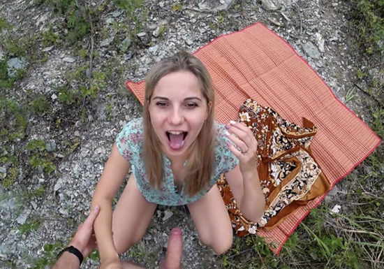 Risked Quick Outdoor Sex With My Wife... She Came So Fucking Hard!