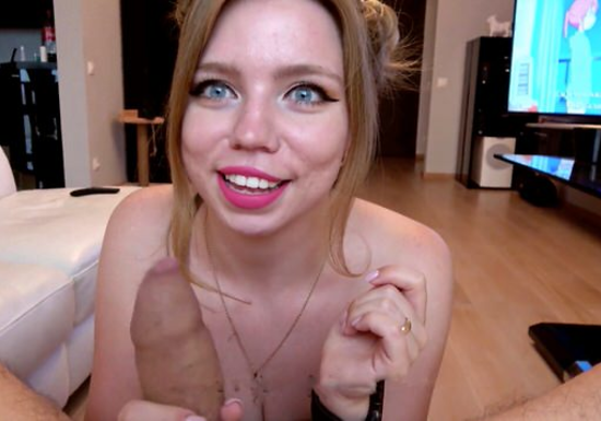 Anime Nerd Fucked His Thick Russian Curvy Girl At Home!