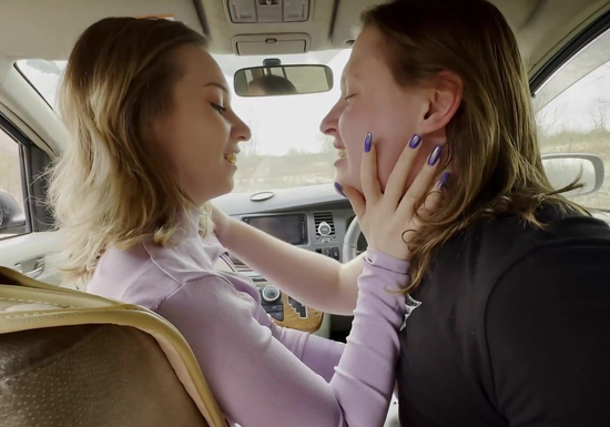 Hot Babe Gets Ass Creampie Right In The Car!
