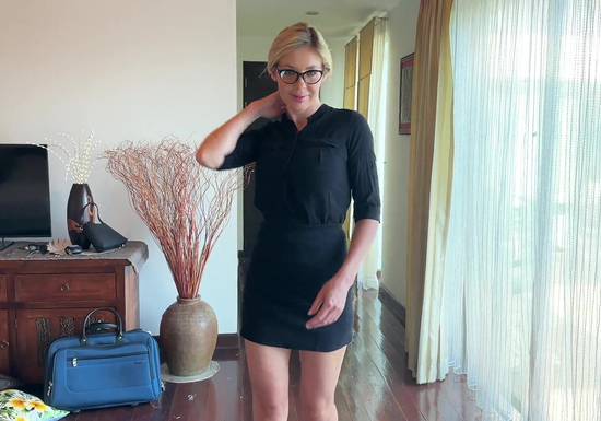 Stepmom Came Home Super Horny And Craving My Thick Dick!