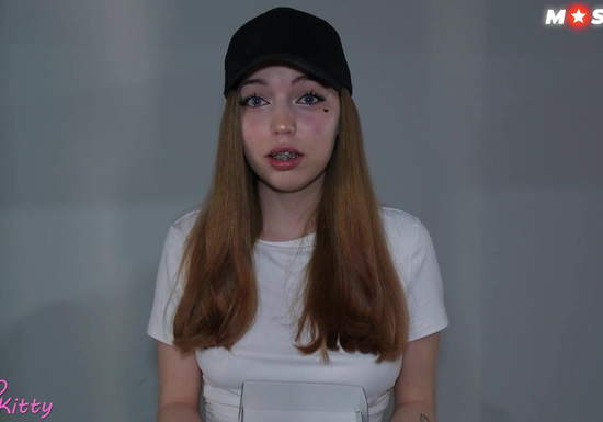 I Fucked The Sexy Russian Delivery Girl!