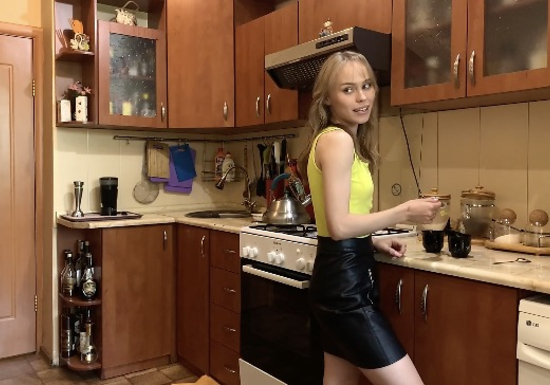 I Straight Up Told My Stepmom I Want To Fuck Her Bad!