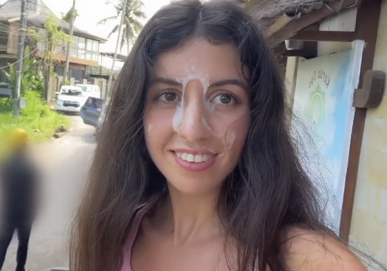 Restaurant Blowjob Ends With Cum All Over Her Face!