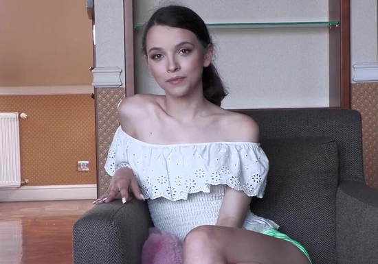 Young Tight Cutie Gets Her Ass Destroyed In Anal Casting!